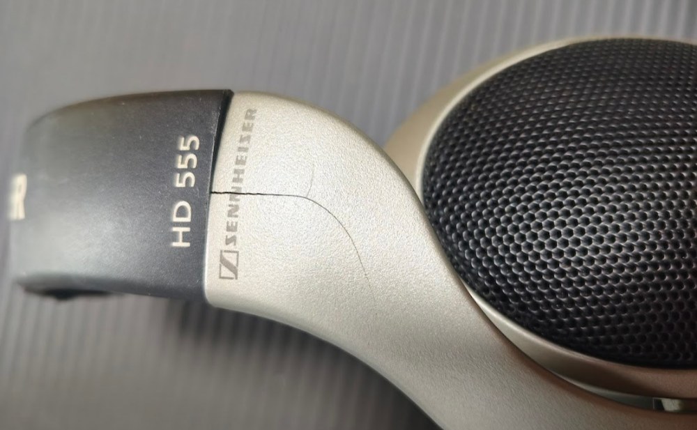 SENNHEISER HD555