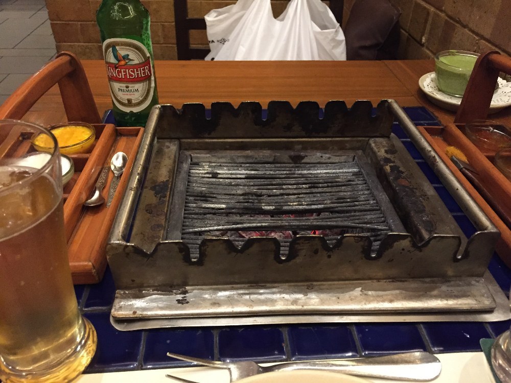 炭火のコンロがついていたのダ