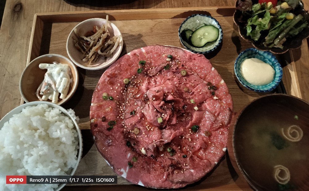 ローストビーフ定食 肉並盛 1,000円