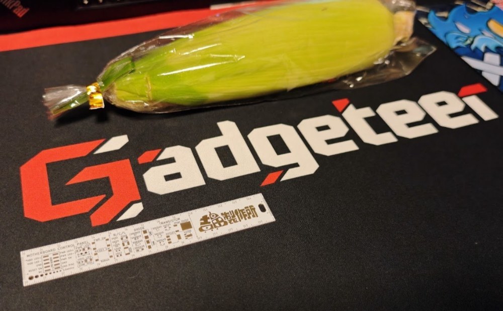 やっと「超大型Gadgeteerマウスパッド」