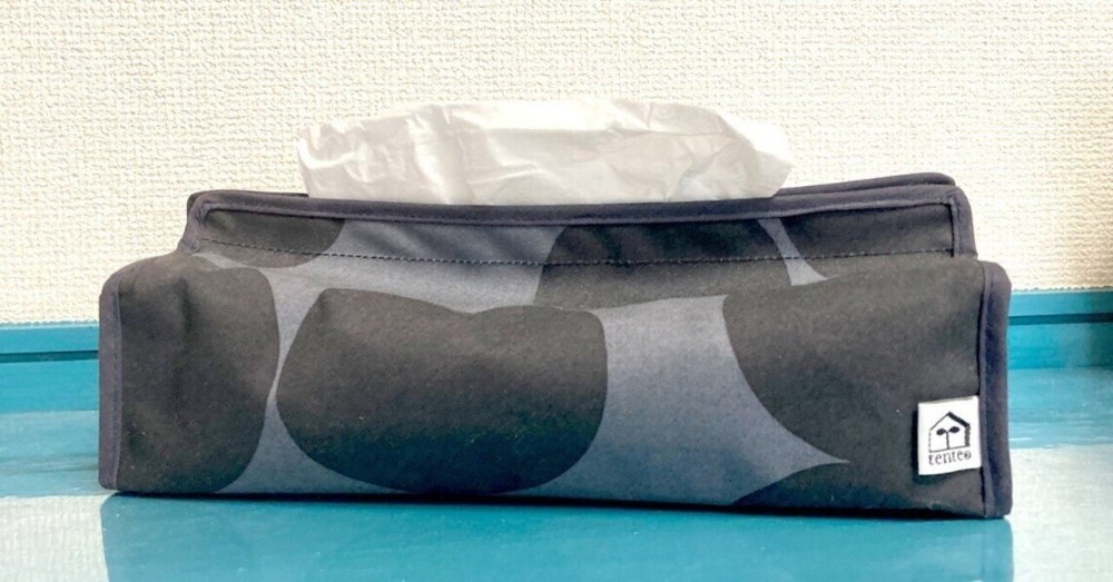 こっちには花粉症用時期用のやわらかティッシュが入っている