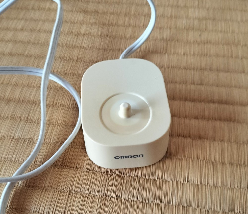 充電器、上から。