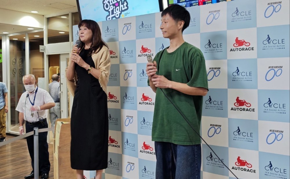 トークショー開始！