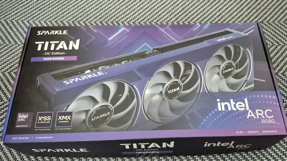商品全体。デザインがよい。