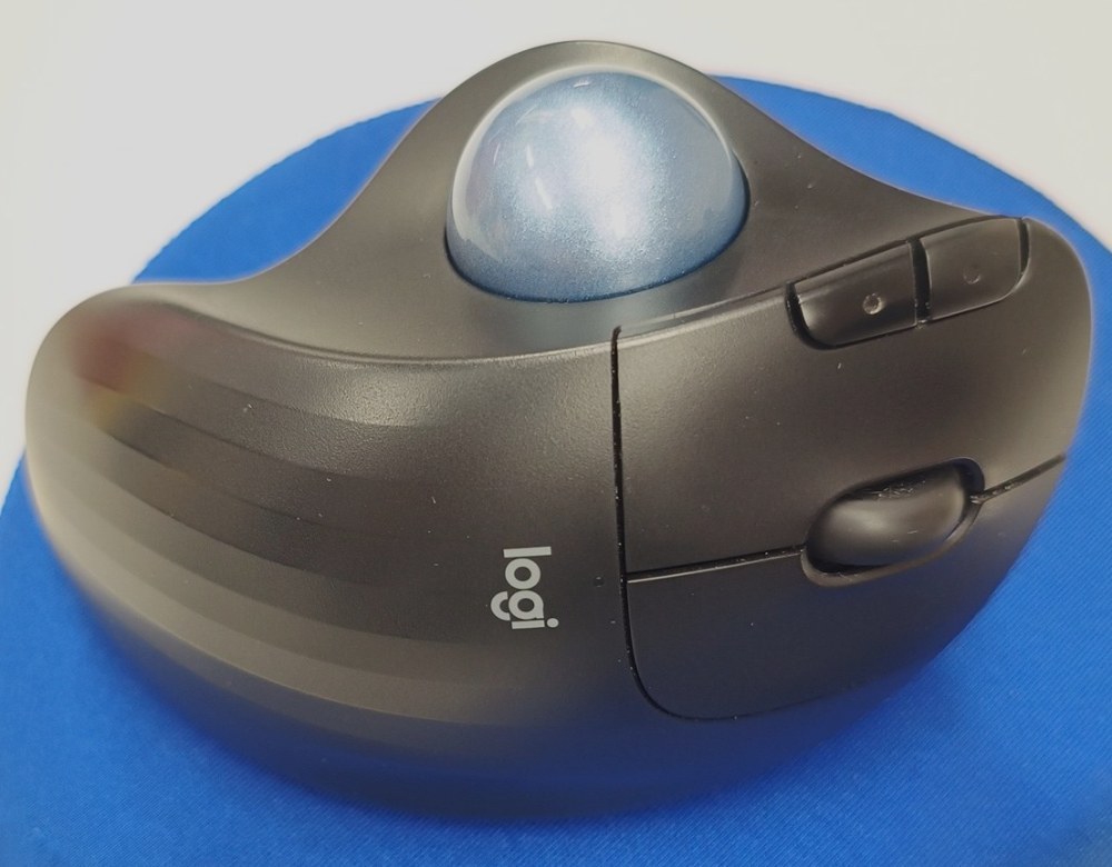 logitech m575