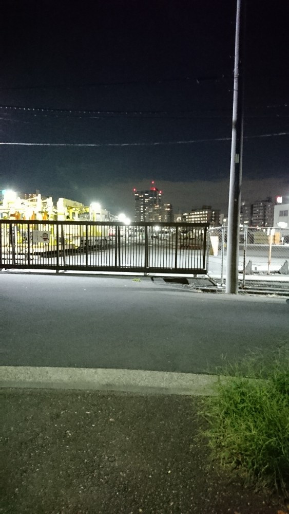 写真は横浜