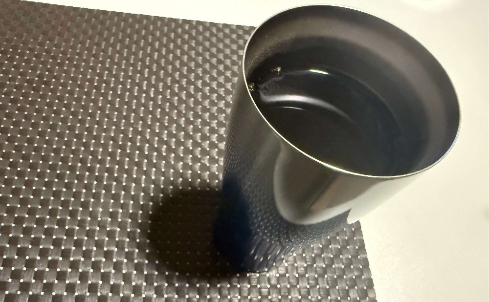 お気にのタンブラーで飲みます