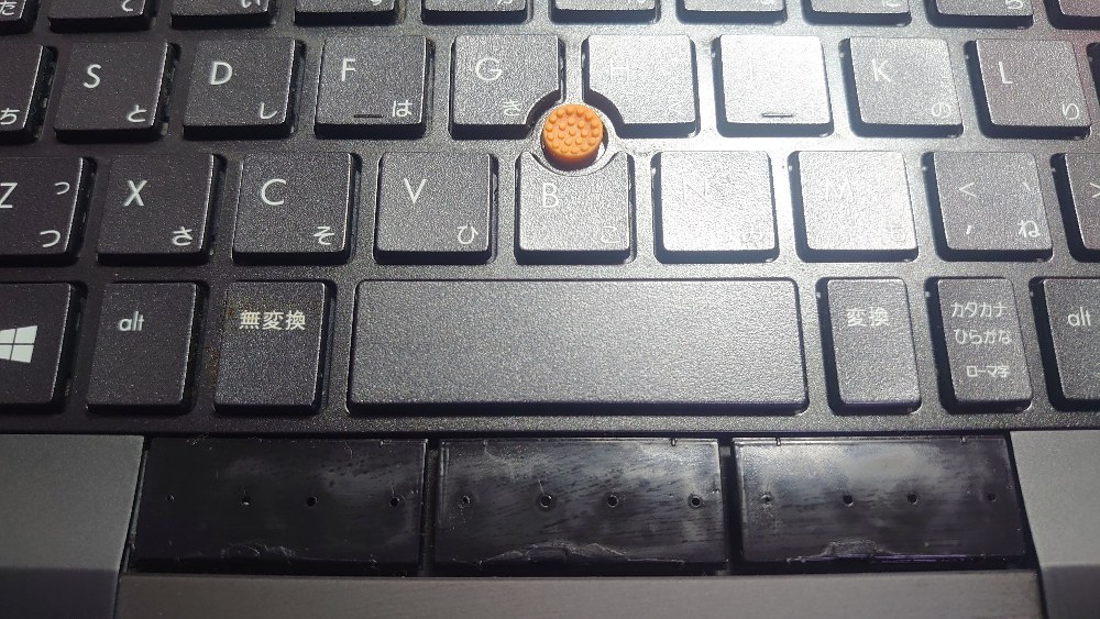 ThinkPadに搭載されているトラックポイントと同じ