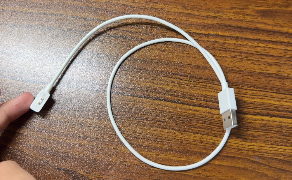 充電ケーブル