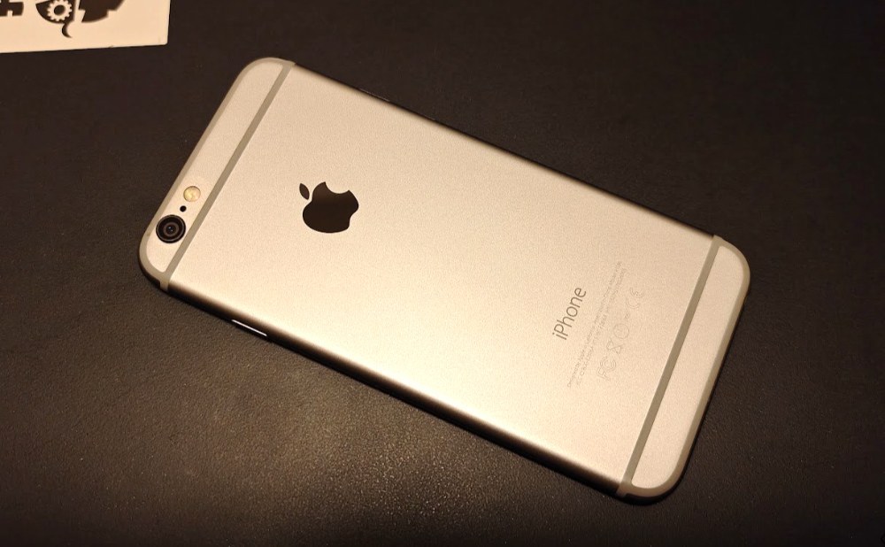 iPhone 6背面