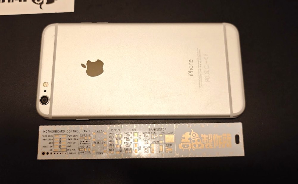 iPhone 6 Plus背面