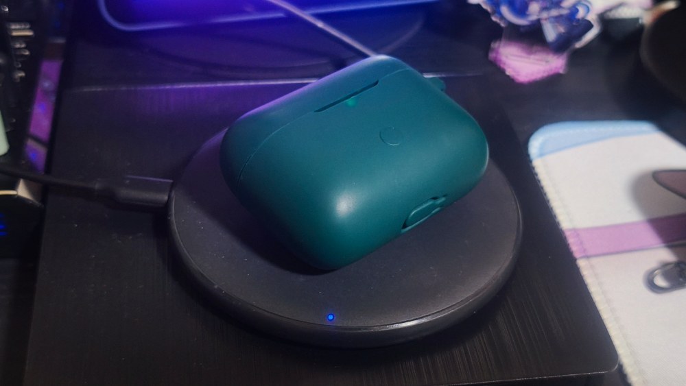 ワイヤレス充電も可能