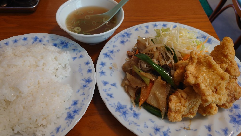 930円
