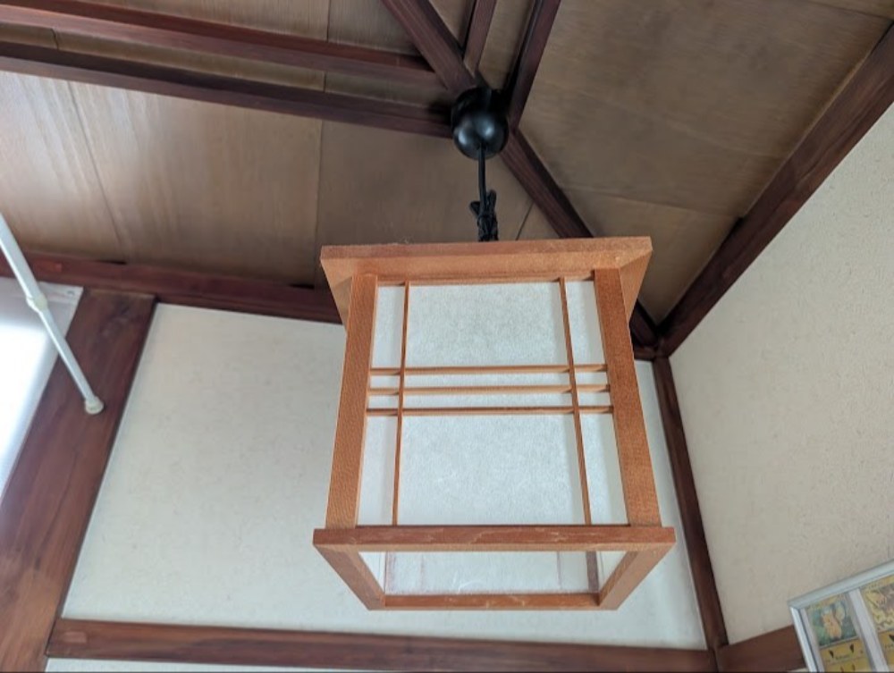 明るすぎず、暗すぎる照明