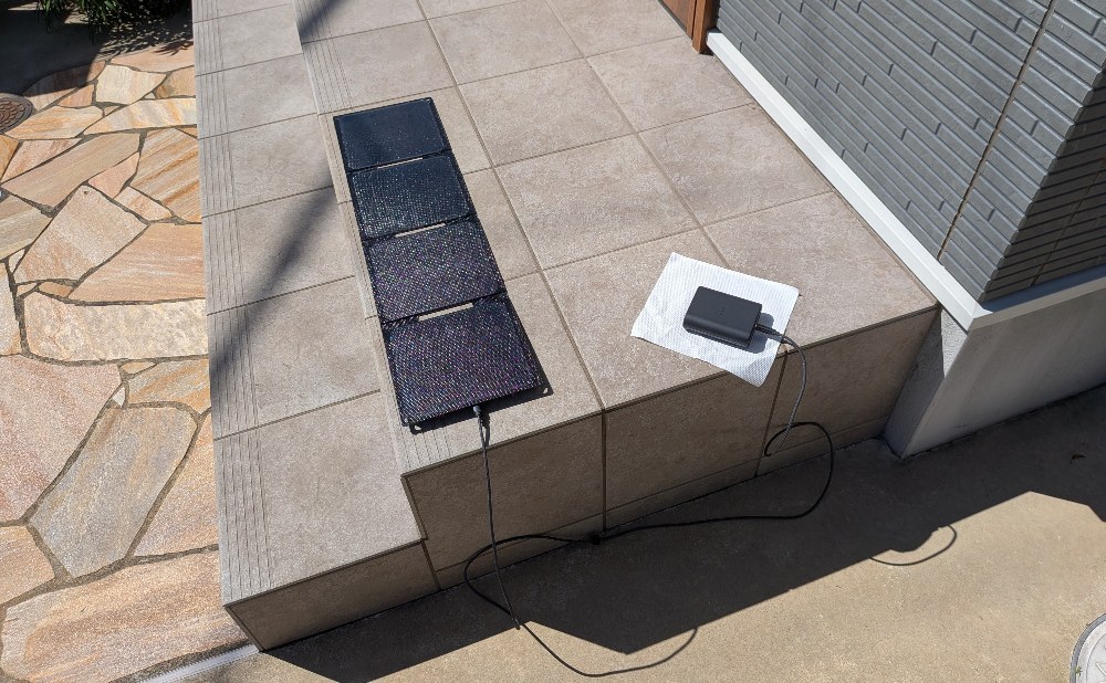 ナトリウムイオンのモバイルバッテリーを充電