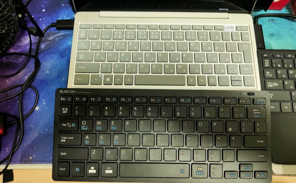 TK-FBP102BK/ECとSurfaceのキーボード比較