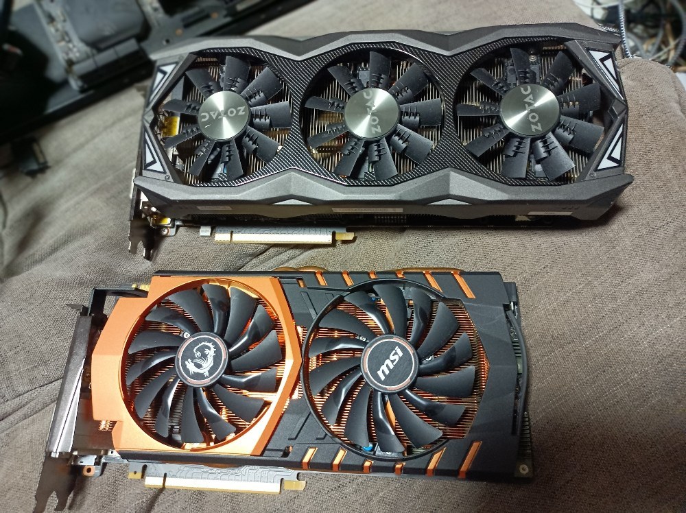 MSIのとZOTACの2枚あるのでsliもしてみようと思います。