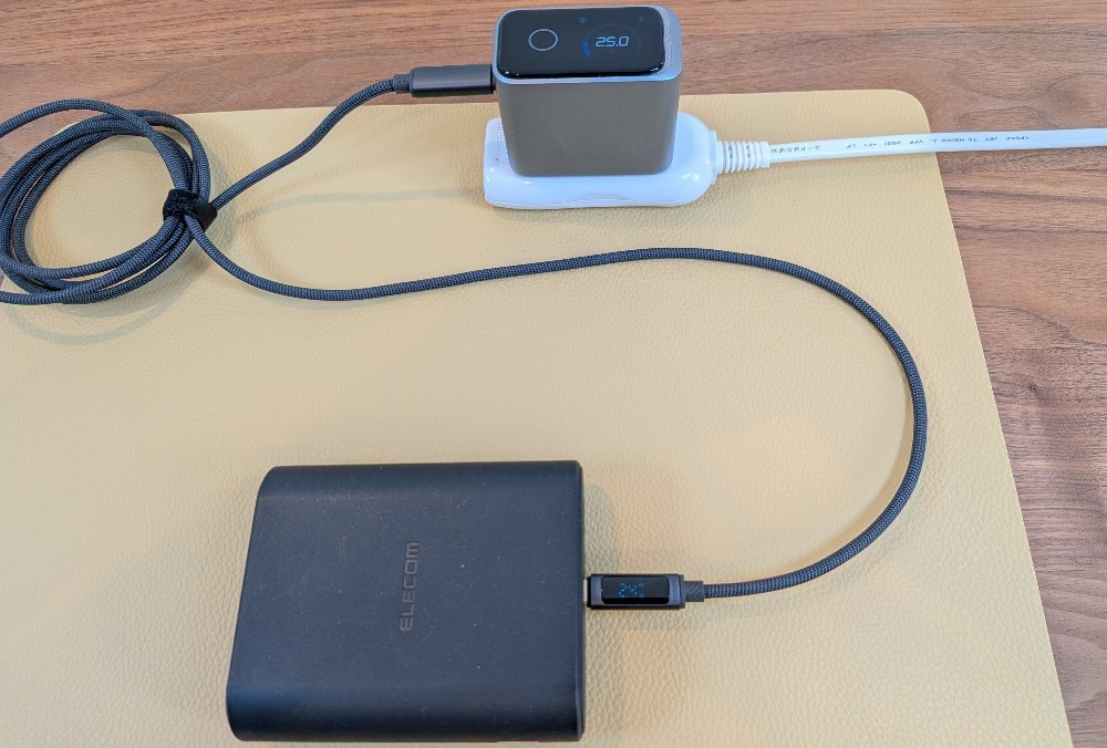 ナトリウムイオンモバイルバッテリーの充電(25.0W)