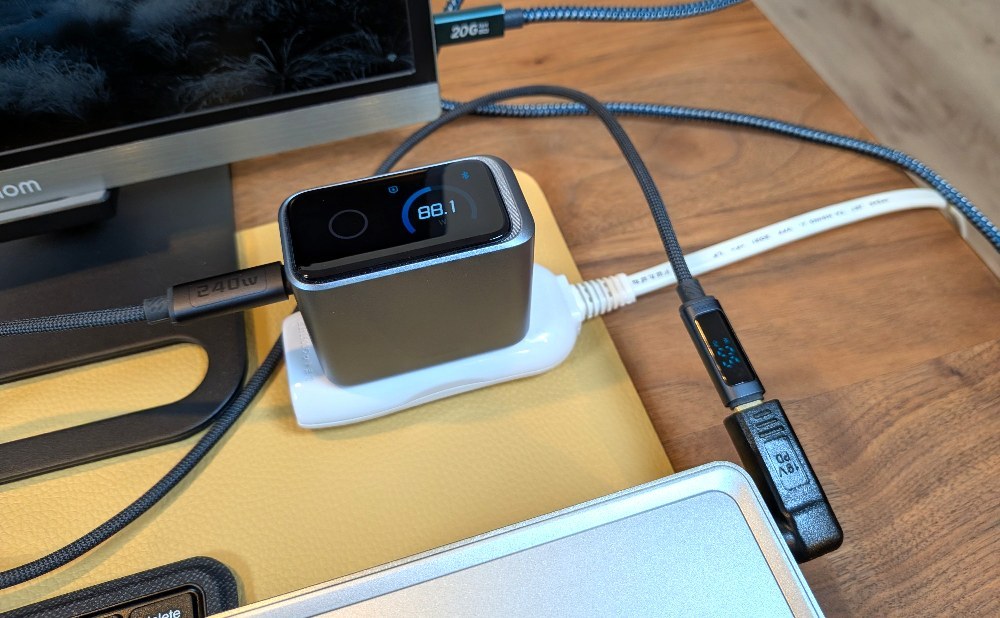 ディスプレイ上の消費電力は最大でも88.1W