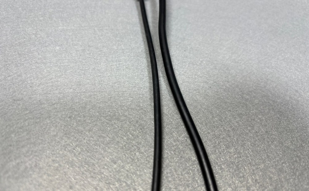 DAISOのUSB延長ケーブルとの比較