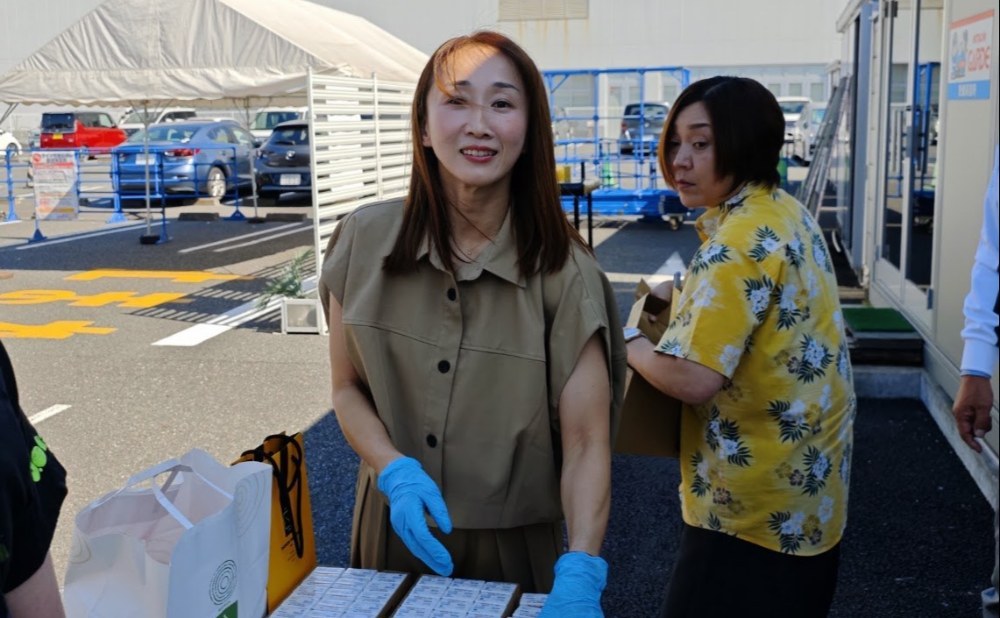 藤本梨恵選手のドリンクサービス ①