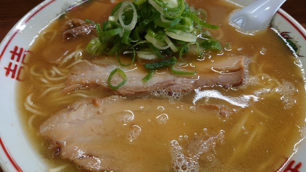 ラーメン（750円）（麺大は+100）