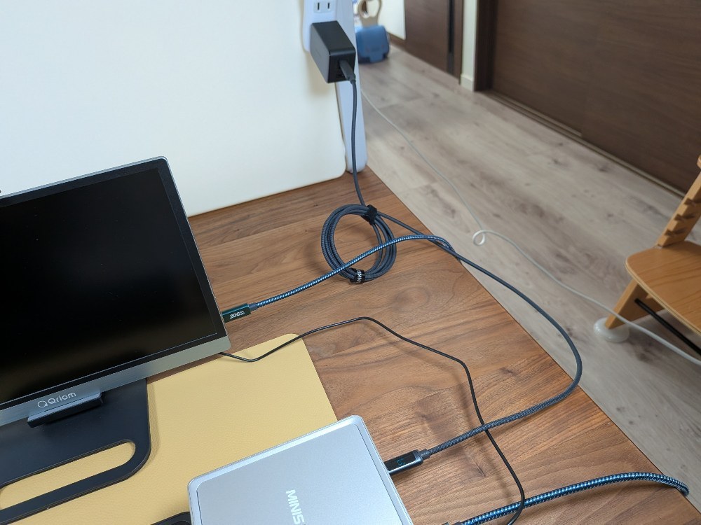 UGREENの充電器では起動できず