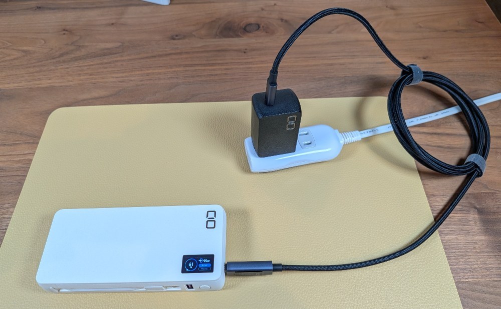 モバイルバッテリーの充電例
